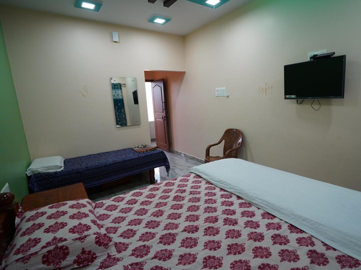 Akash Homestay Hampi Eksteriør billede