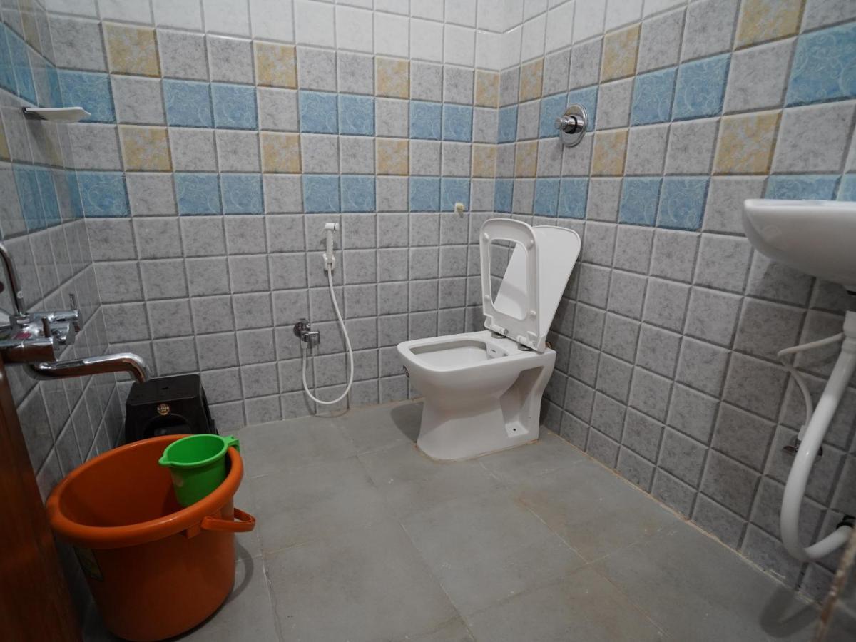 Akash Homestay Hampi Eksteriør billede