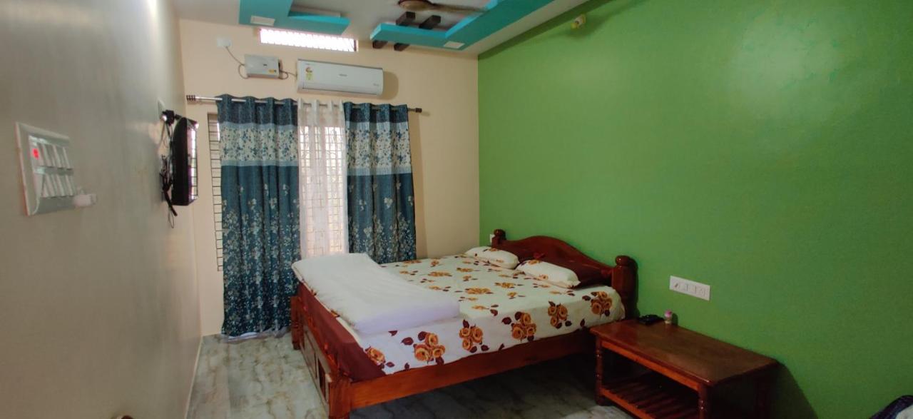 Akash Homestay Hampi Eksteriør billede