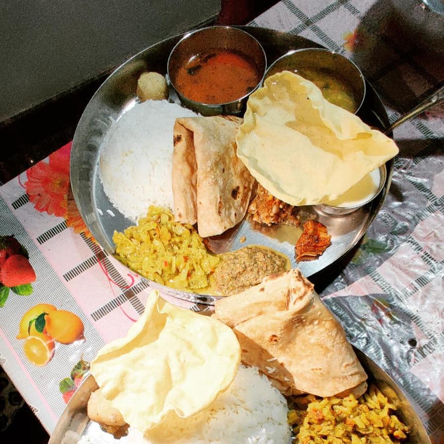 Akash Homestay Hampi Eksteriør billede