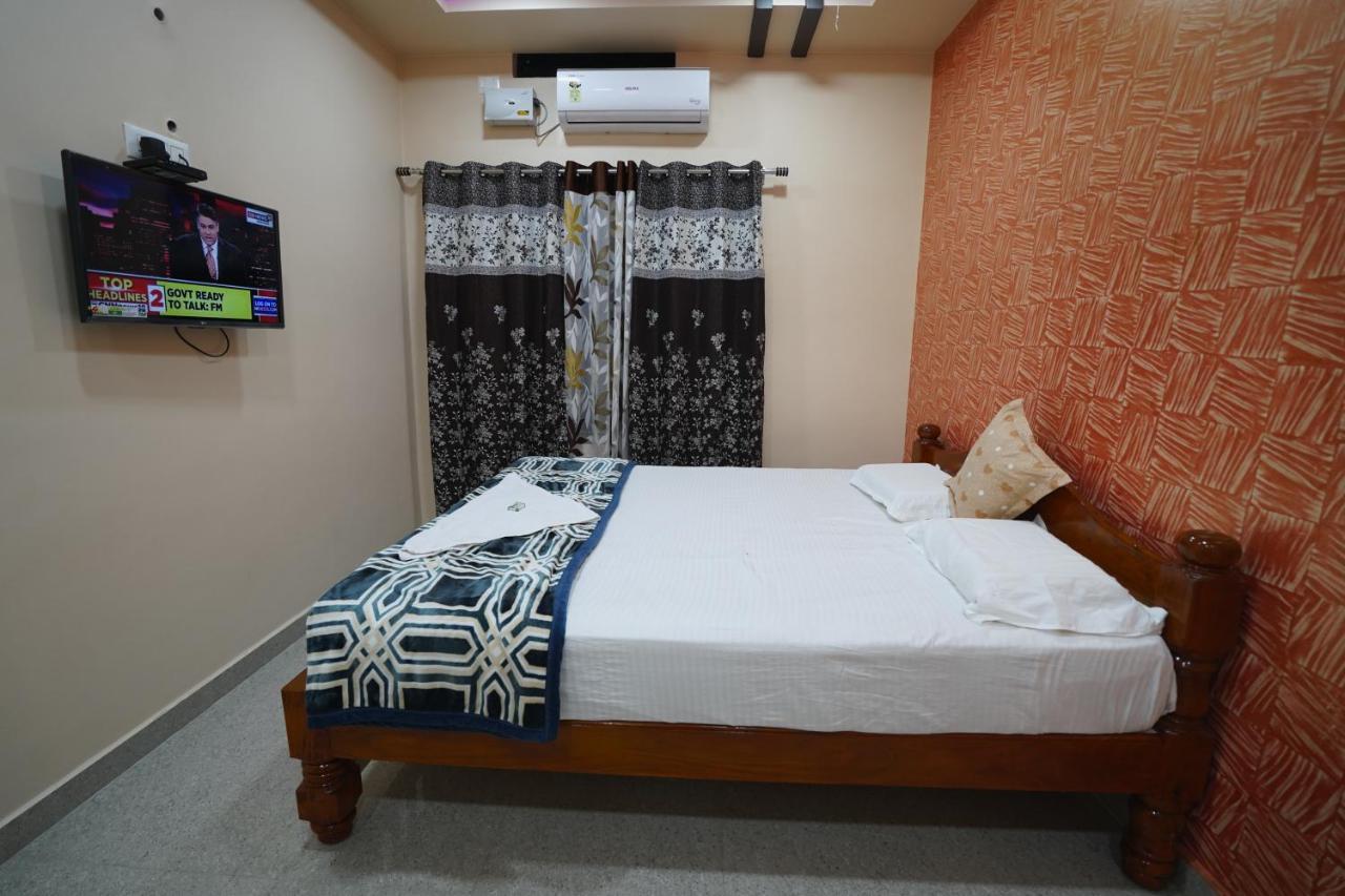 Akash Homestay Hampi Eksteriør billede
