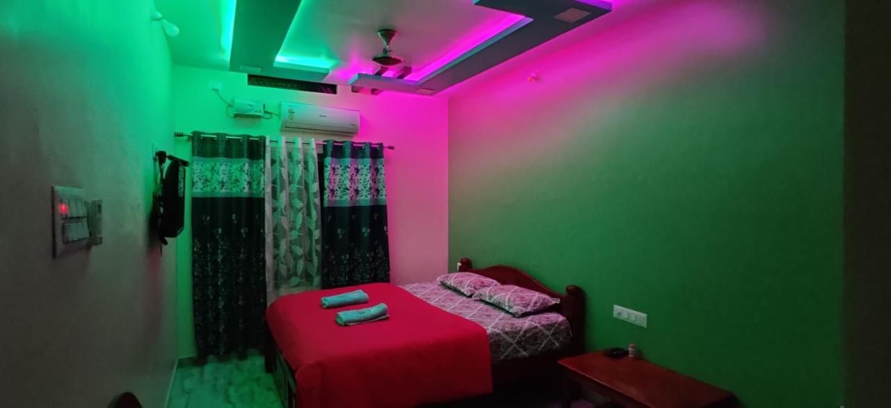 Akash Homestay Hampi Eksteriør billede